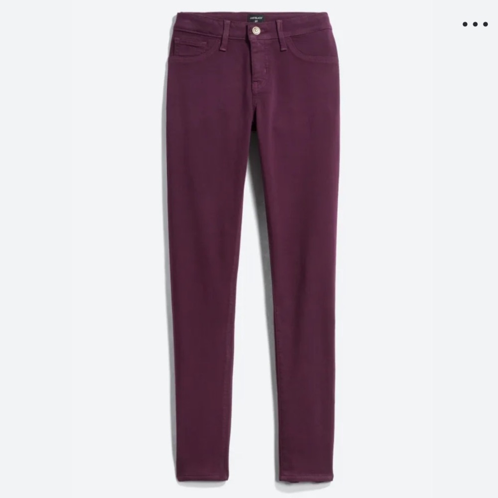 Just Black
Addison Skinny Jean